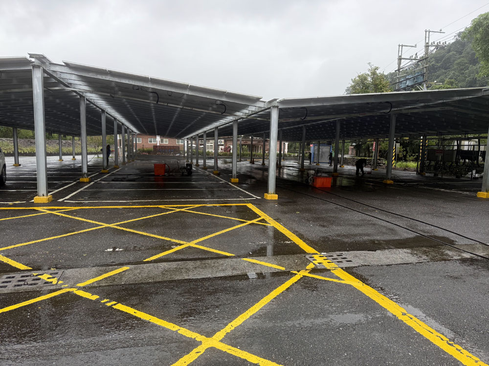 宜蘭停車棚地坪高壓清洗